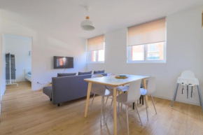 Appartement Familial - Avec Parking Privé Gratuit